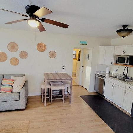 Beach Bungalow By The Sea 1 Cocoa Beach Exterior photo