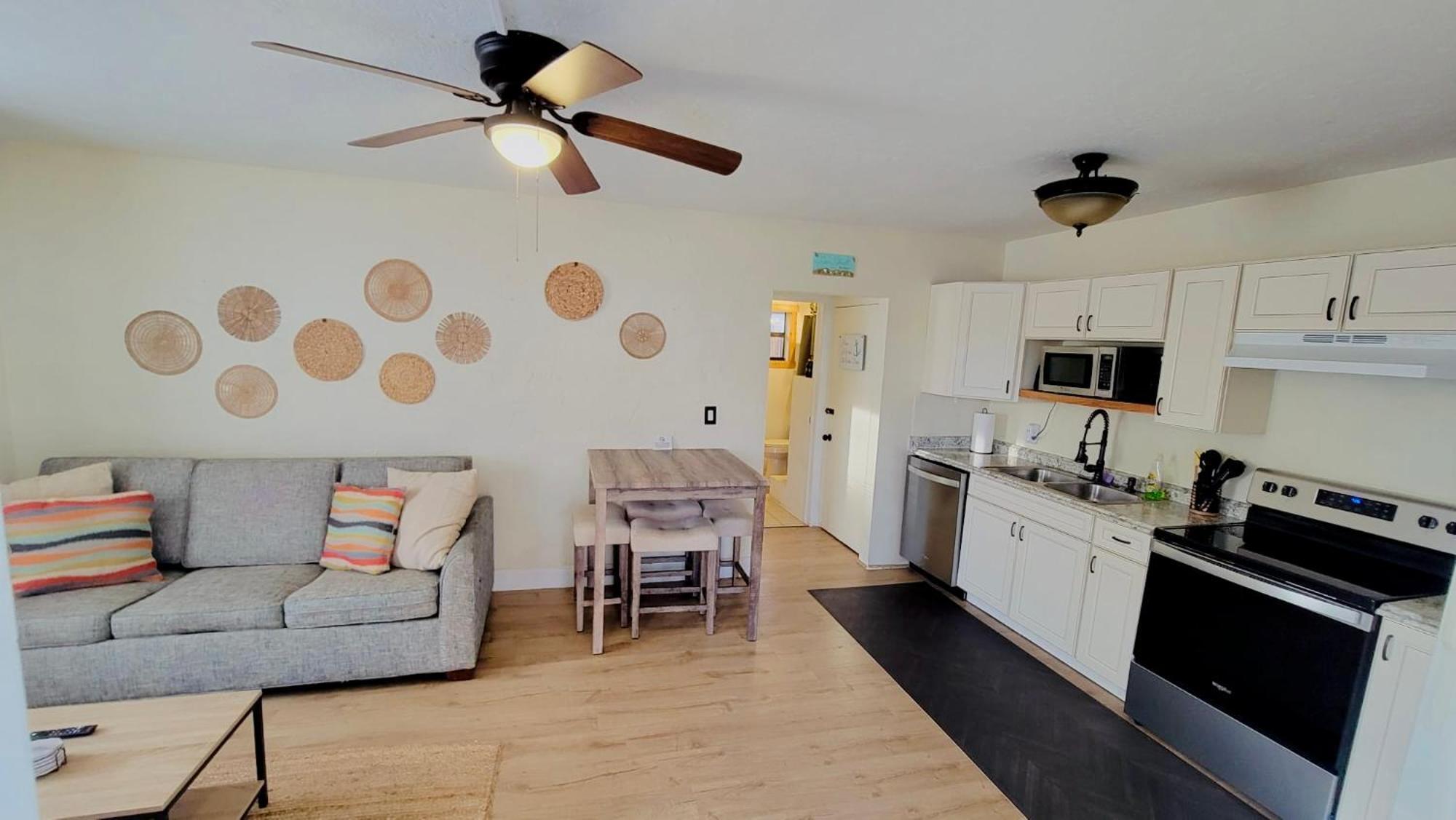 Beach Bungalow By The Sea 1 Cocoa Beach Exterior photo